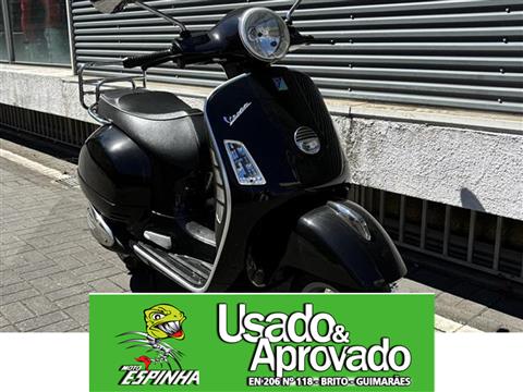 Vespa GTS 125