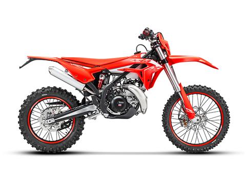 Beta XTRAINER 2T 300 MY 27